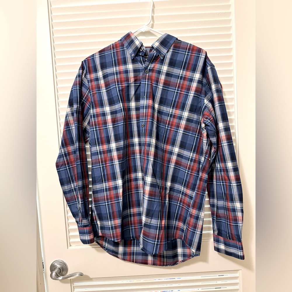 Van Heusen Casual Blue and Red Plaid Button Down Shirt